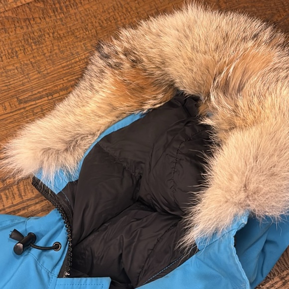 Canada Goose Women’s Chilliwack Bomber size M - Picture 6 of 6